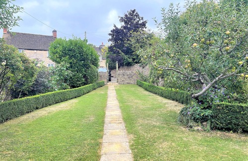Stow-on-the-Wold Cottage | Roseleigh Cottage au coeur de Stow-on-the-Wold avec parking pour 2 voitures.