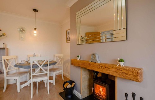 Weybourne Maison | Rosemarys View