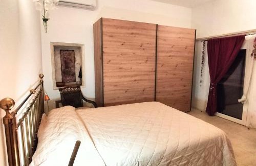 Spongano Appartement | Rosso in Corte - Salento - Corte dei Colori