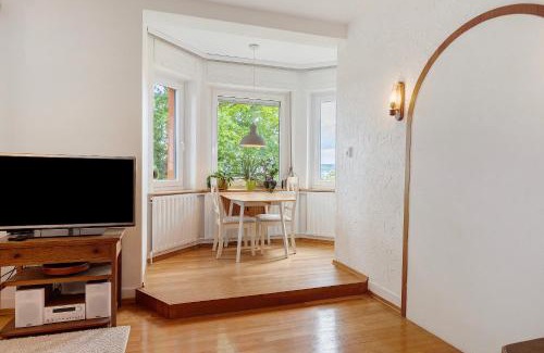 Konstanz Appartement | Rotes Haus über den Weinbergen