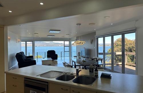 Kawaha Point Maison | Rotorua Luxury lakeside Resort