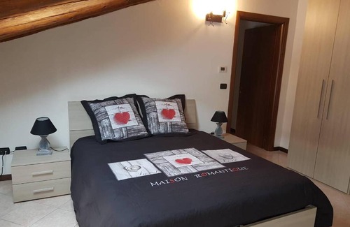 Saint-Vincent Appartement | Rouge et Noir