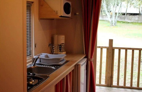 Junas Cabine | ROULOTTE Air-conditioned - 2 bedrooms - 26.08m²/Cicada, Grillon, Chardonnet, Mésange 4 people