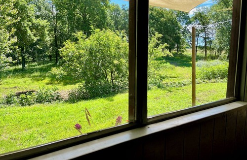 Gaugeac Cabine | Roulotte Confortable Avec Vue Imprenable, Hamac et Sanitaires Séparés