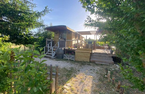 Roquemaure Maison | Roulotte du Moulin Saint Valentin