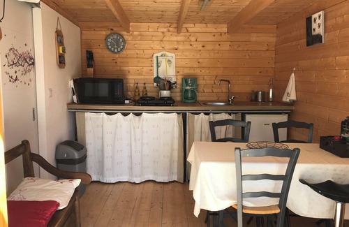St.-Remy-de-Provence Cabine | Roulotte 2 personnes vue sur les Alpilles