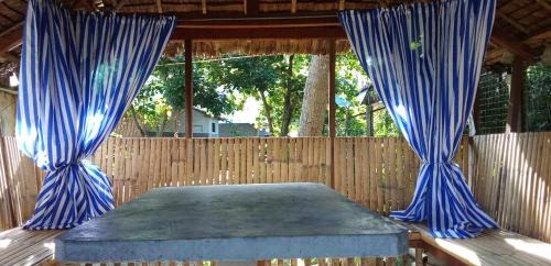 Sipalay Hôtel | Roundhouse Sipalay