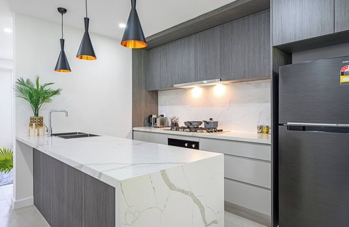 Rouse Hill Maison | Rousehill 5Br with Pool near Shopping Centre&Train