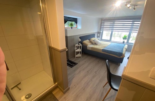 Meersenhoven Maison | Route 123 Birchwood Pension