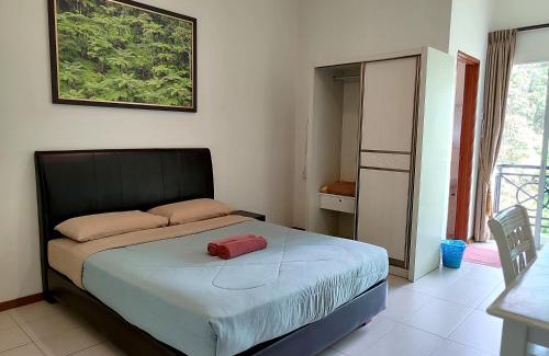 Tanah Rata Maison | Rovers Inn Guesthouse - Age 11 And Above Only