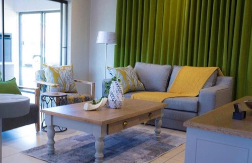 Mbombela Cabine | Rovy Villas Luxurious Chalet