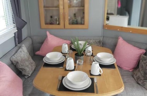 Winestead Maison | Row J26 - 3 Bedroom 6 berth caravan