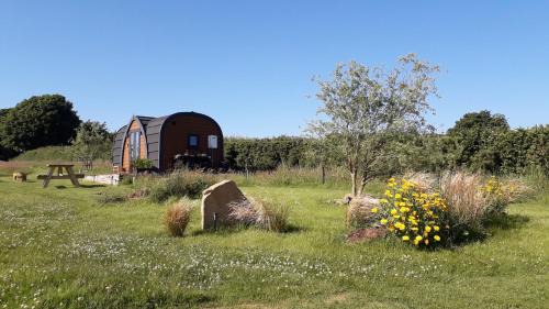 Laneast Appartement | Rowan Eco Cabin - Sleeps 2 - Valley View