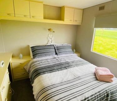 Stonehaven Autre | Rowanlea Caravan