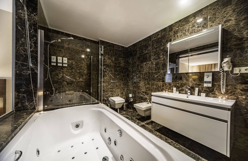 Bahcelievler Hôtel | Rox Hotel