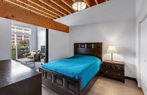 Bremerton Maison | Roxy Condo #203