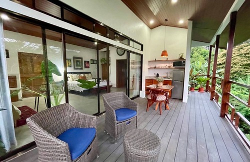 Arenal Villa | Bungalow Premium avec Suite Goyave