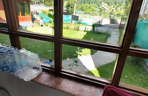 Laripora Maison | Royal Guest House
