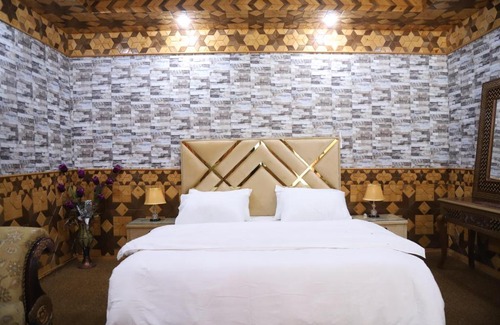 Gilgit Maison | Royal Guest House