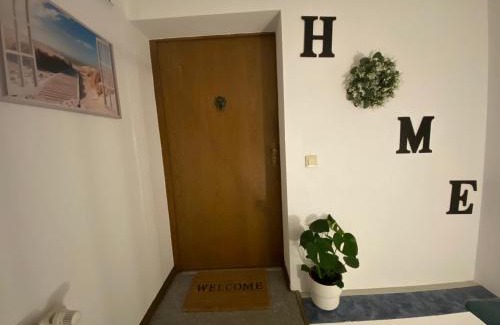 Luenen Appartement | Royal Home - Geräumige Ferienwohnung mit Balkon nahe Seepark Lünen und Dortmund!