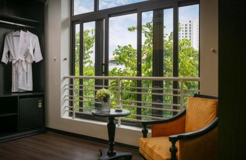 Vinh Yen Hôtel | Royal Hotel & Spa Vinh Yen 2