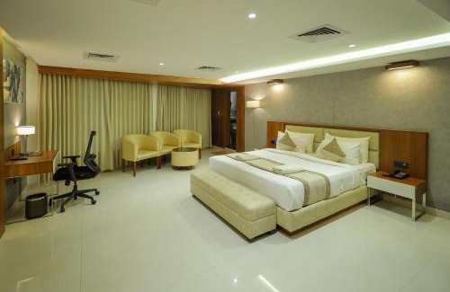 Hampankatta Hôtel | Royal Plaza Suites by RAK Rooms, Mangaluru