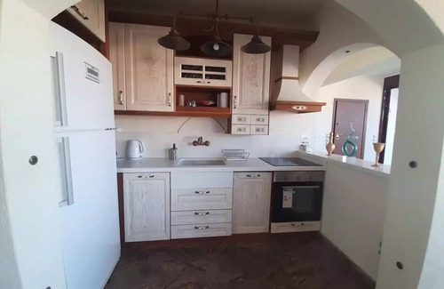 Kropia Appartement | Royal stylish view apart/ 10' from Athens airport