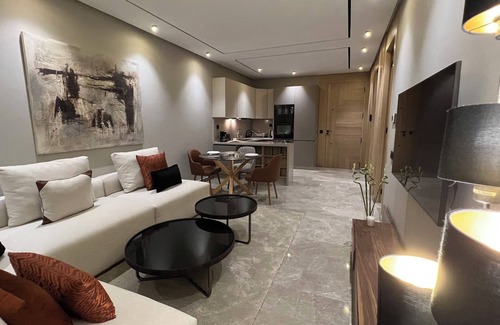 La Corniche Appartement | Royal Suite in lovely Anfa with WiFi, AC