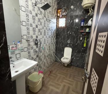 Begusarai Appartement | ROYALS By TETRI SADAN ALUXE STAY
