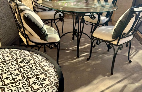 Sunset Farms Maison | Royalty in Black & White w/ Pool, 11 BED & Games & Events Allowed
