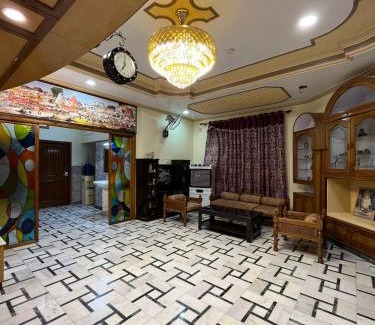 Mahmoorganj Maison | Ruby Home Stay