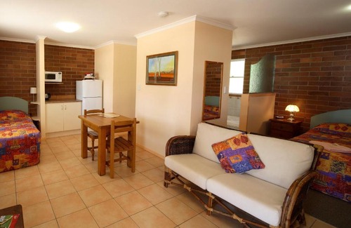 Rubyvale Hôtel | Rubyvale Motel & Holiday Units - An Adults Only Getaway