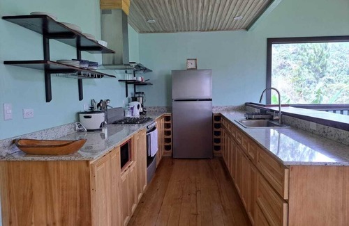Rivas Cabine | Rudy's Lodge: Discover the Ultimate Retreat, Relax, Recharge and Reconnect.