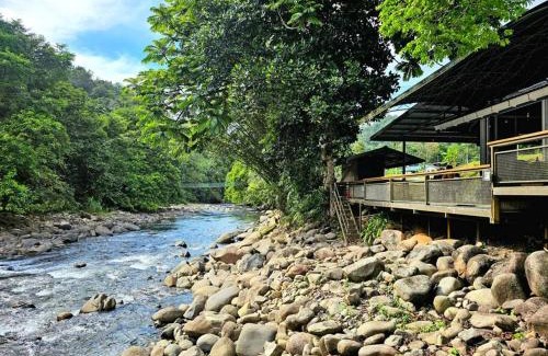 Penampang Maison | Rugading Riverside Villa near Kota Kinabalu.