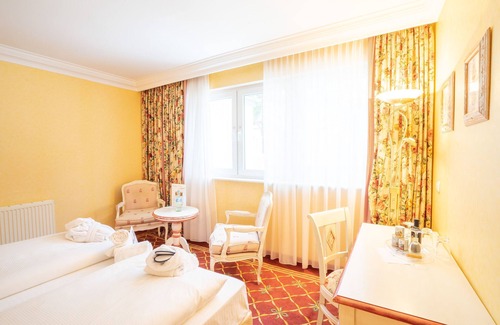 Binz Station Balnéaire | Rugard Thermal Strandhotel 4 stars superior - Junior Suite country side