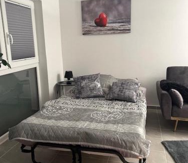 Teltow Appartement | ruhig wohnen im kleinen Bungalow im Süden von Berlin