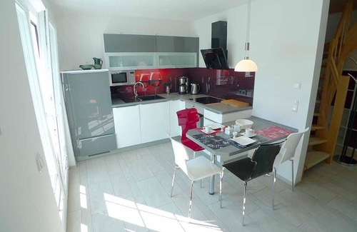 Neuhaus Appartement | Ruhige Lage und Strandnah ca. 500m