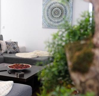 Aveiro Maison | Ruhiges Modernes Haus Parkplatz WLAN Whirlpool