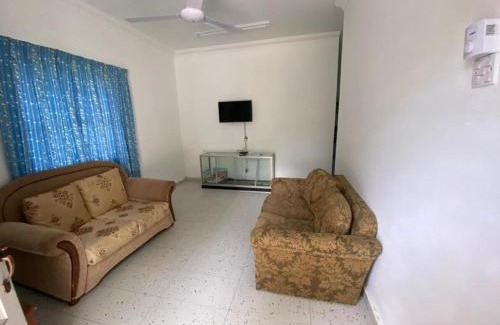 Hulu Selangor Maison | Rumah Bukit Jalan Kolam Air