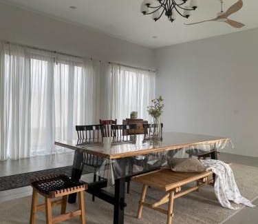 Pasir Mas Maison | Rumah Burong - A home in a lush paddy field