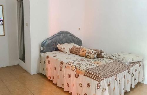 West Cirebon Hôtel | Rumah Panggung Guest House Syariah Mitra RedDoorz