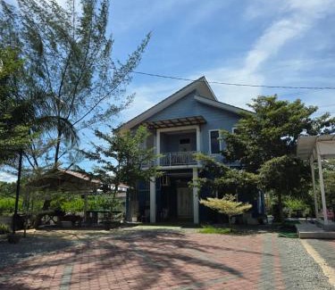Kota Bharu Hôtel | Rumah Tepi Sungai KB
