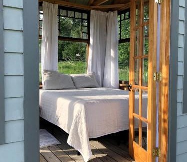 Greenwich Maison | Runamuk Farm Camp with a View near the Adirondacks