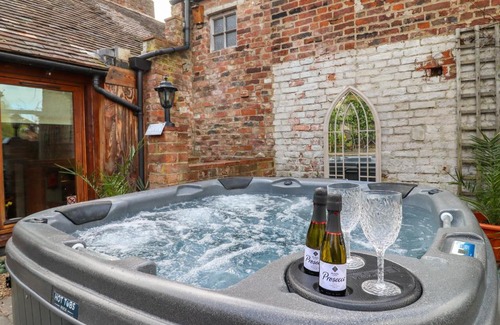 Tewkesbury Maison | Runnymede
