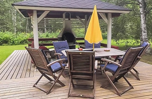 Maaninka Maison | Ruokovirran mökki by Interhome