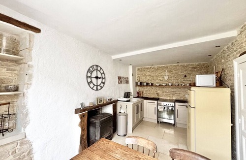 Raix Maison | Rural 3 bed barn conversion with swimming pool