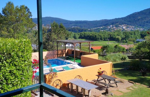 O Rosal Appartement | Rural Complex 'Shakti Rio Mino' with Lake Views, Private Pool and Wi-Fi