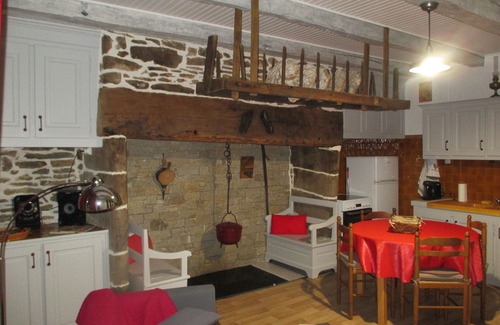 Beynat Cottage | Gîte rural Pura Vida 3 épis, pour les amoureux de la nature et des animaux !
