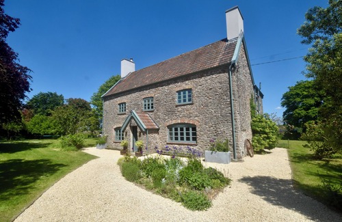 Wraxall Maison | Rural, countryside escape sleeping 10