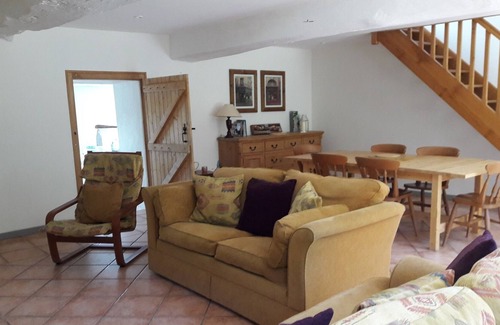 Saint-Pierre-du-Chemin Autre | Rural farmhouse with pool, panoramic views & just 30 minutes from Puy du Fou